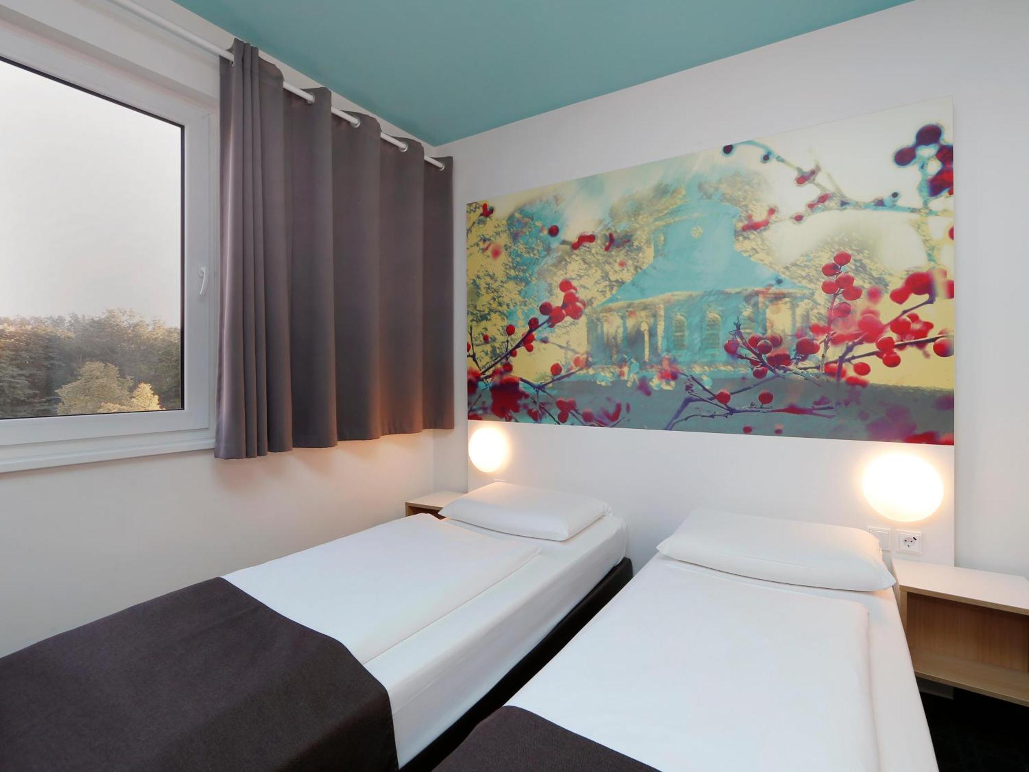Hotel B&B Hotel Potsdam 3*